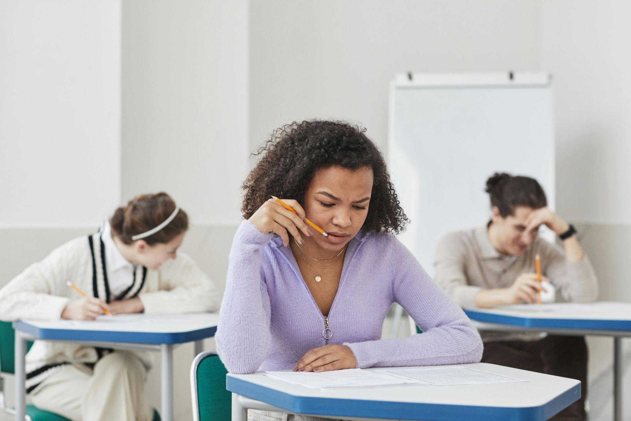 Slimme hacks om sneller te slagen voor je auto theorie examen